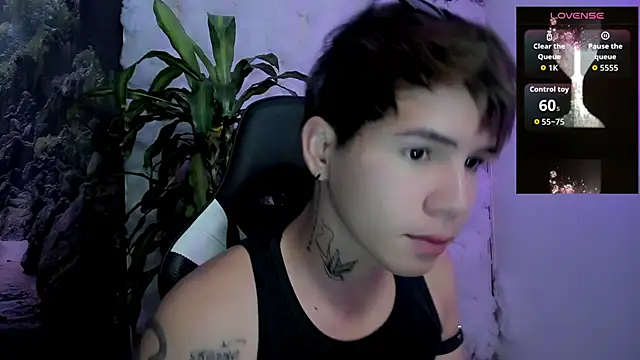 Snapshot of Tayson_Rivers chatting on 02.14.26 Tayson Rivers online show from 02.14.26