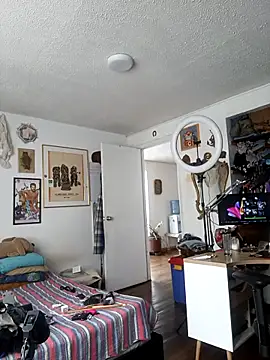 Siriss boyrag online show from 02.25.26