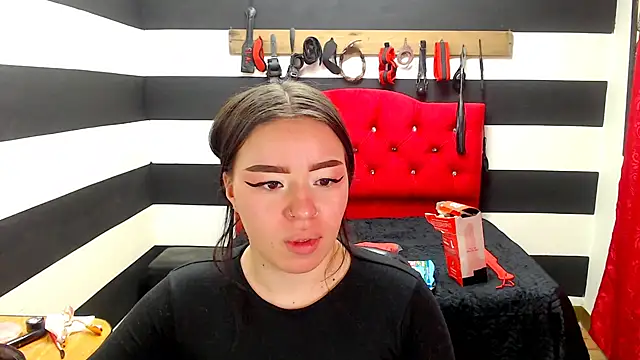 Marian Ran online show from 12.12.24