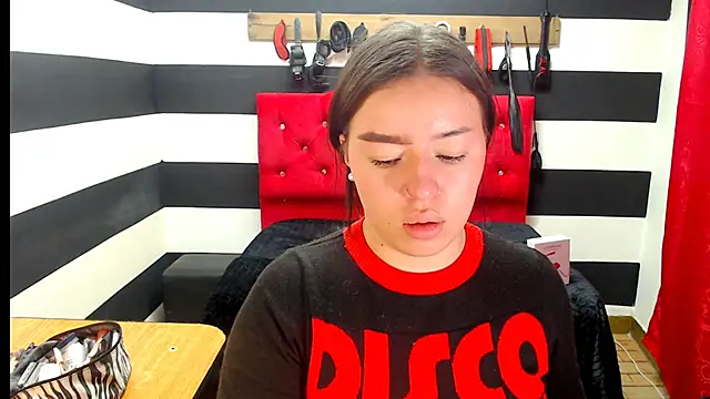 Marian Ran online show from 12.21.24