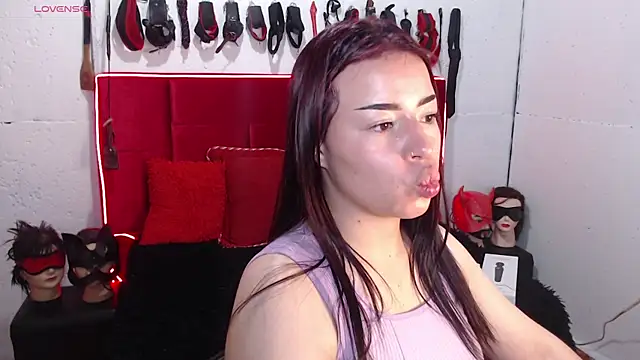 Snapshot of Marian_Ran chatting on 11.08.25 Marian Ran online show from 11.08.25