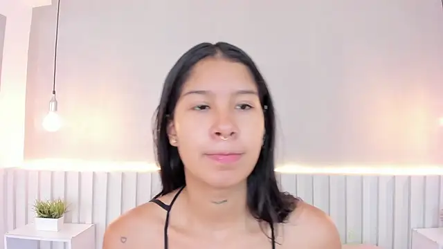 Snapshot of Aida_moreno chatting on 01.22.25 Aida moreno online show from 01.22.25