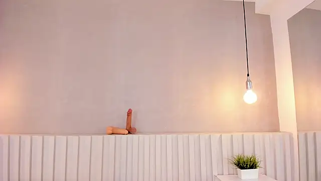 Snapshot of Aida_moreno chatting on 02.12.25 Aida moreno online show from 02.12.25