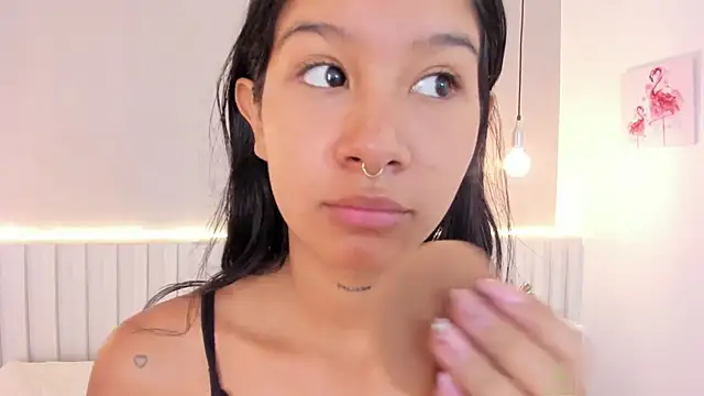 Snapshot of Aida_moreno chatting on 02.23.25 Aida moreno online show from 02.23.25