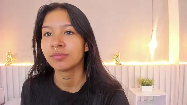 Snapshot of Aida_moreno chatting on 02.28.25 Aida moreno online show from 02.28.25