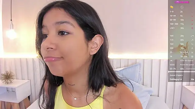 Snapshot of Aida_moreno chatting on 03.16.25 Aida moreno online show from 03.16.25