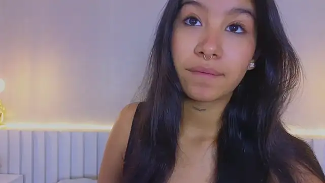 Snapshot of Aida_moreno chatting on 09.09.25 Aida moreno online show from 09.09.25