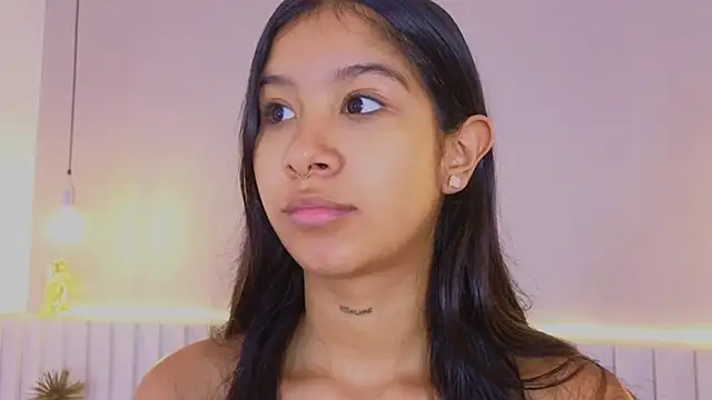 Snapshot of Aida_moreno chatting on 09.13.25 Aida moreno online show from 09.13.25