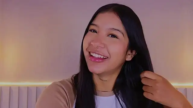 Snapshot of Aida_moreno chatting on 01.19.26 Aida moreno online show from 01.19.26