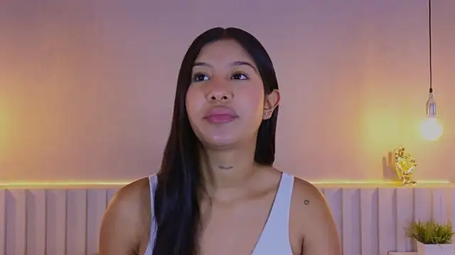 Snapshot of Aida_moreno chatting on 02.04.26 Aida moreno online show from 02.04.26