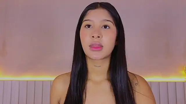 Snapshot of Aida_moreno chatting on 02.17.26 Aida moreno online show from 02.17.26