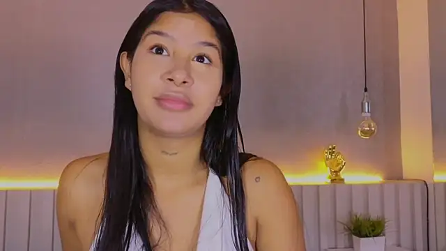 Snapshot of Aida_moreno chatting on 02.20.26 Aida moreno online show from 02.20.26