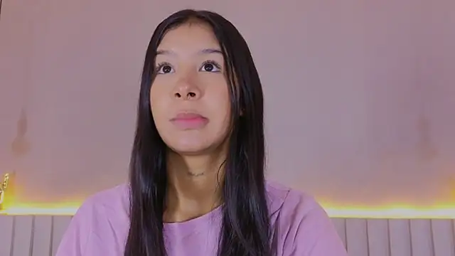 Snapshot of Aida_moreno chatting on 02.26.26 Aida moreno online show from 02.26.26