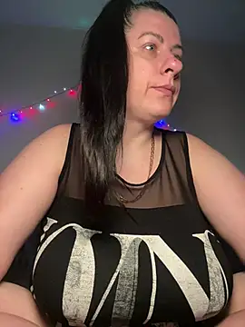 Evelinia online show from 04.08.26