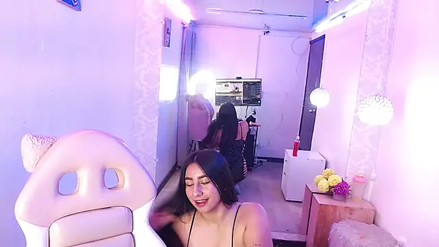 Snapshot of ailyn_miranda chatting on 03.06.25 ailyn miranda online show from 03.06.25