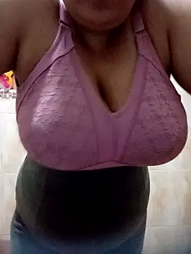 Snapshot of DLa3Ni chatting on 02.01.25 DLa3Ni online show from 02.01.25