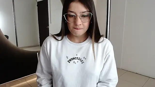 Emma Lombardi online show from 01.25.25