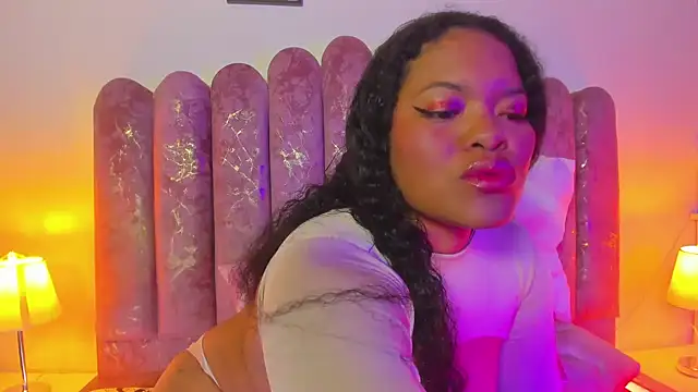 ALISSONREYEZ online show from 09.11.25