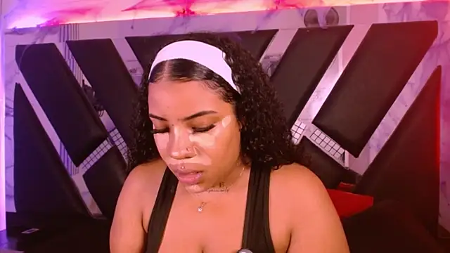 Snapshot of MelannyTylor chatting on 10.29.25 MelannyTylor online show from 10.29.25