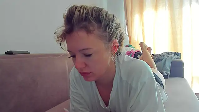 foxy blond online show from 05.26.26