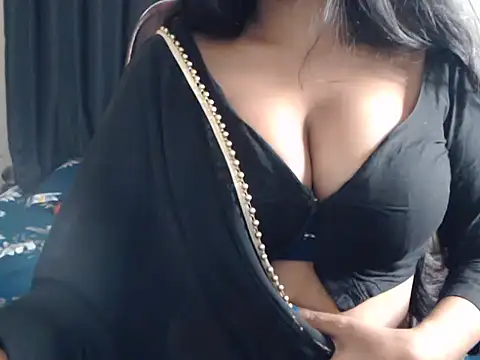 Snapshot of DevilErin chatting on 12.25.24 DevilErin online show from 12.25.24