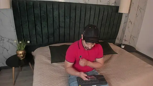 Ian Daviz online show from 10.28.25