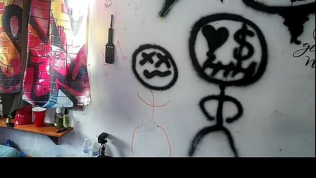 Snapshot of KRYZTALYNXXX chatting on 01.20.25 KRYZTALYNXXX online show from 01.20.25