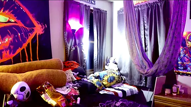 Snapshot of KRYZTALYNXXX chatting on 02.20.25 KRYZTALYNXXX online show from 02.20.25