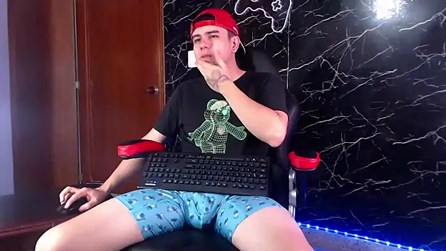 Snapshot of maty_hardx chatting on 02.13.25 maty hardx online show from 02.13.25