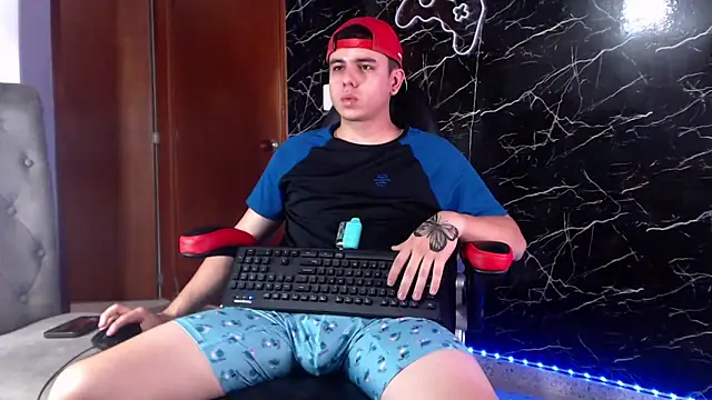 Snapshot of maty_hardx chatting on 03.05.25 maty hardx online show from 03.05.25