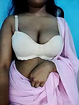 Snapshot of Sadika- chatting on 01.07.25 Sadika- online show from 01.07.25