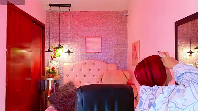 Snapshot of meghan_nill chatting on 11.03.25 meghan nill online show from 11.03.25