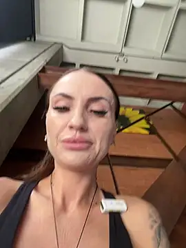 Snapshot of madonnaaaa chatting on 07.03.26 madonnaaaa online show from 07.03.26