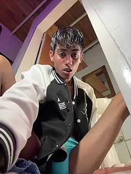 Mauuu18 online show from 11.23.25