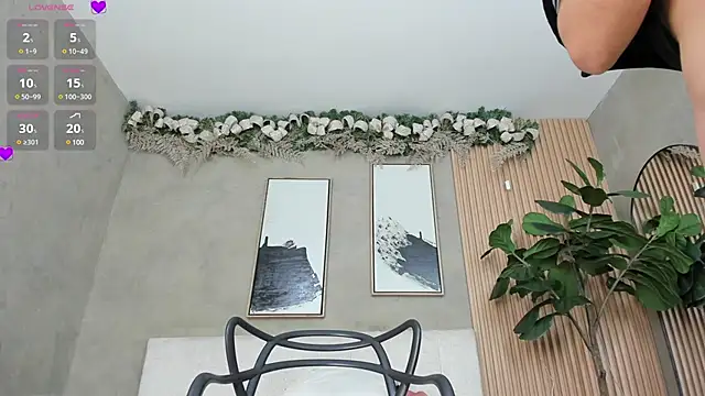 Snapshot of nina_soul chatting on 12.26.24 nina soul online show from 12.26.24