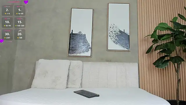 Snapshot of nina_soul chatting on 01.10.25 nina soul online show from 01.10.25