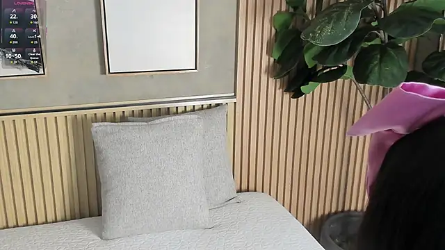 Snapshot of nina_soul chatting on 09.16.25 nina soul online show from 09.16.25