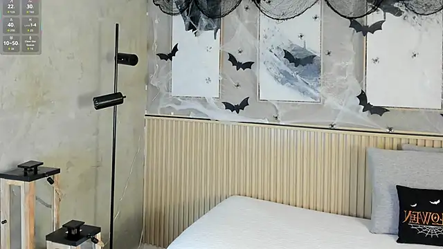 Snapshot of nina_soul chatting on 10.24.25 nina soul online show from 10.24.25