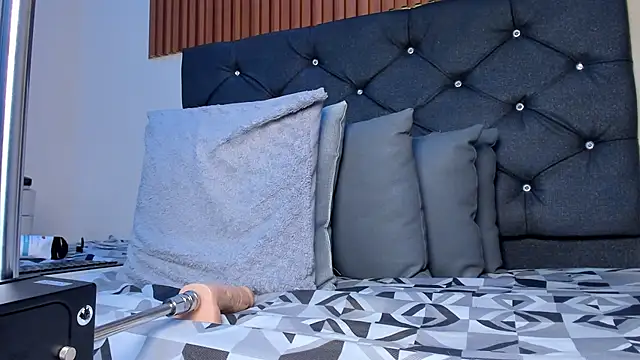 Zoe pss online show from 11.15.25