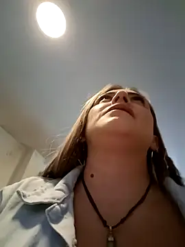 Isabellaa Garcia  online show from 02.24.25