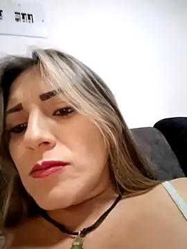 Isabellaa Garcia  online show from 03.04.25