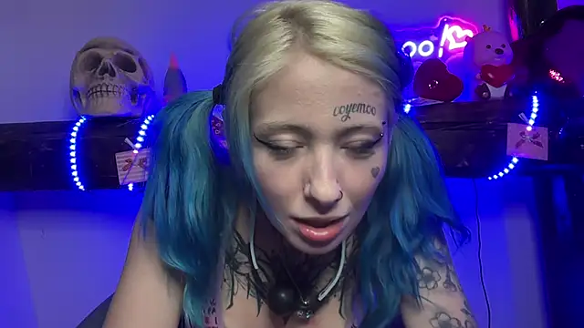 coyemoo online show from 02.10.25