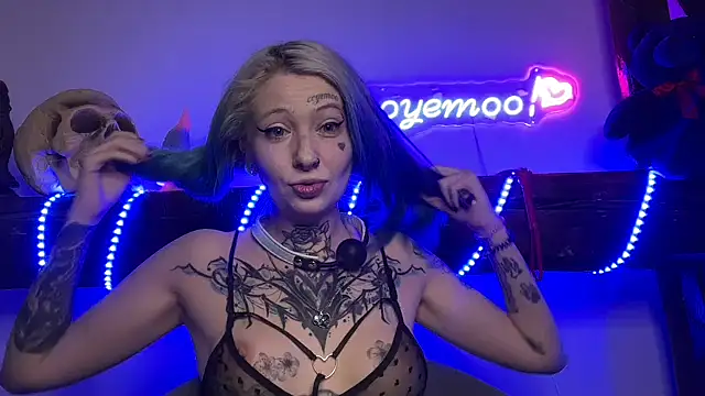 coyemoo online show from 03.12.25