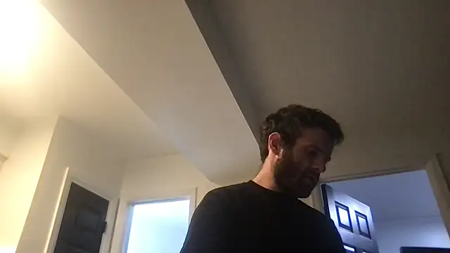 Snapshot of SpunCandy chatting on 10.12.25 SpunCandy online show from 10.12.25