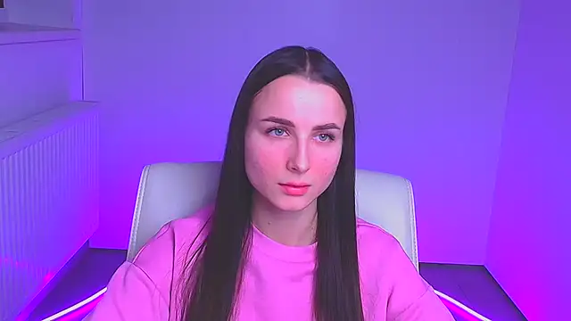 Snapshot of Eva_Janee chatting on 12.16.24 Eva Janee online show from 12.16.24