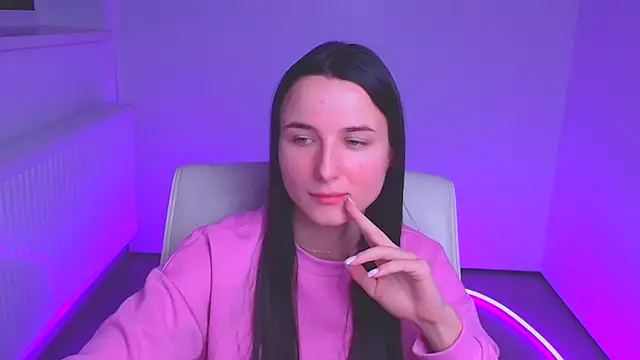 Snapshot of Eva_Janee chatting on 01.08.25 Eva Janee online show from 01.08.25