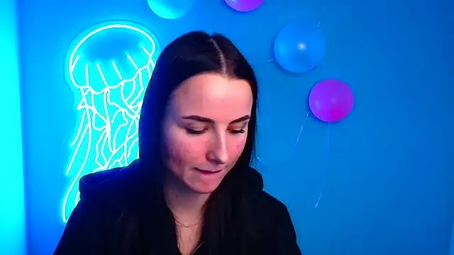 Snapshot of Eva_Janee chatting on 02.11.25 Eva Janee online show from 02.11.25