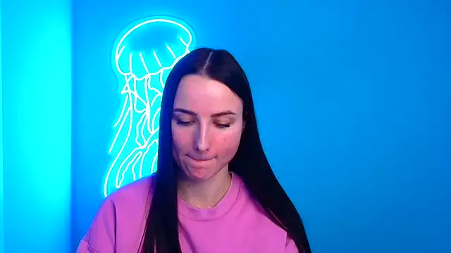 Snapshot of Eva_Janee chatting on 02.19.25 Eva Janee online show from 02.19.25