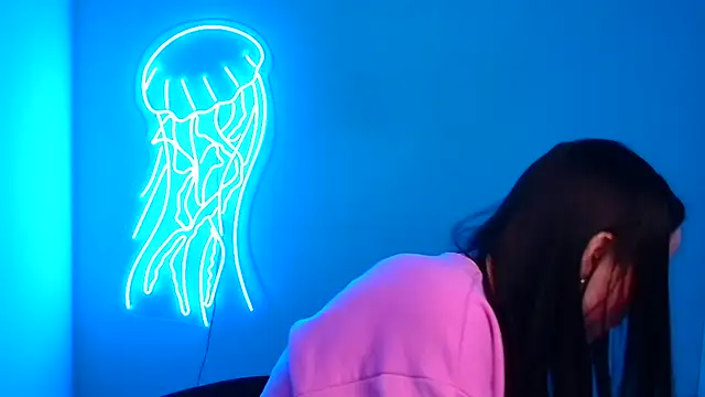 Snapshot of Eva_Janee chatting on 02.20.25 Eva Janee online show from 02.20.25