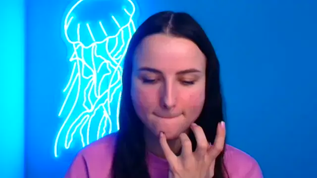 Snapshot of Eva_Janee chatting on 02.21.25 Eva Janee online show from 02.21.25